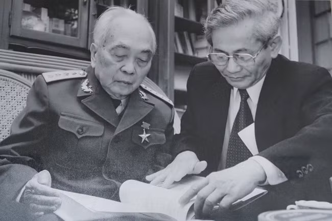 Nhung buc anh doi thuong ve Dai tuong Vo Nguyen Giap-Hinh-11