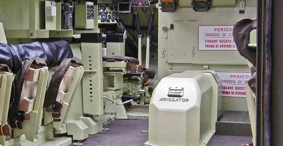 Cận cảnh khoang chở quân của M113 nâng cấp. Nguồn ảnh: Arisgator