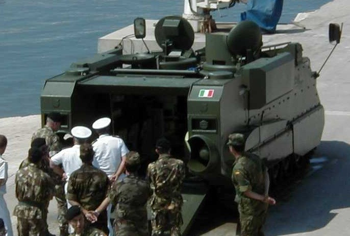 M113 ARISGATOR có thể chở 8 binh sĩ Hải quân đánh bộ. Nguồn ảnh: Arisgator