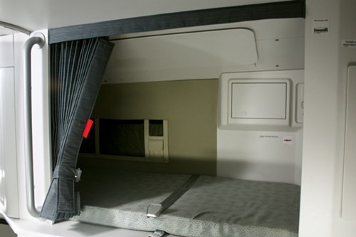 Soi noi that may bay Airbus A350-900 Vietnam Airlines-Hinh-5