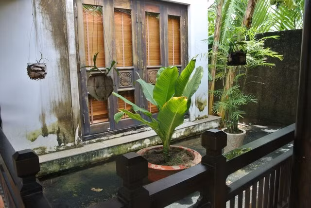 Biệt thự của Á hậu quý bà Thu Hương xinh đẹp, tài năng được thiết kế với sự pha trộn hài hòa giữa yếu tố hiện đại và truyền thống.