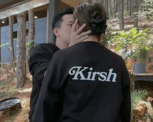 Nam danh hài kiêm MC nổi tiếng phải xin lỗi vợ rối rít.