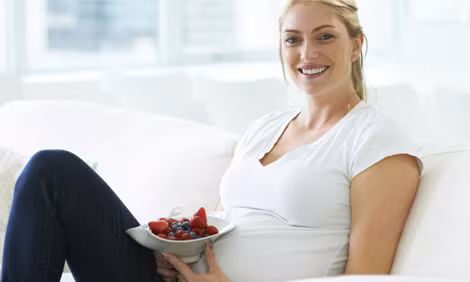 Thói quen ăn uống khi mang thai ảnh hưởng đến ba đời Thoi quen an uong khi mang thai anh huong den ba doi