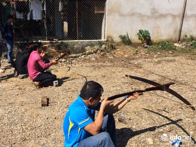 Linh thieng Le khai ha cua nguoi Muong o suoi ca than-Hinh-8
