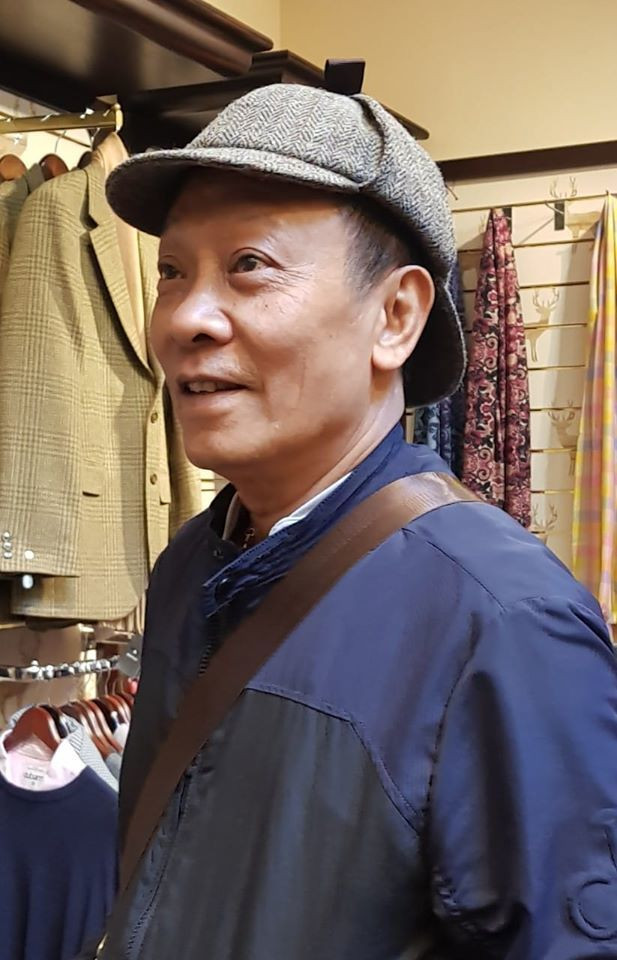 Tuy nhiên, mỗi lần MC nổi tiếng đăng ảnh cá nhân nhất là những khoảnh khắc ngộ nghĩnh thì nhiều đồng nghiệp quen thuộc đã và đang làm ở VTV như các MC Diễm Quỳnh, Trần Quang Minh, Minh Hà, Đức Bảo, Vũ Thanh Hường,... rất tích cực chia sẻ cảm xúc.