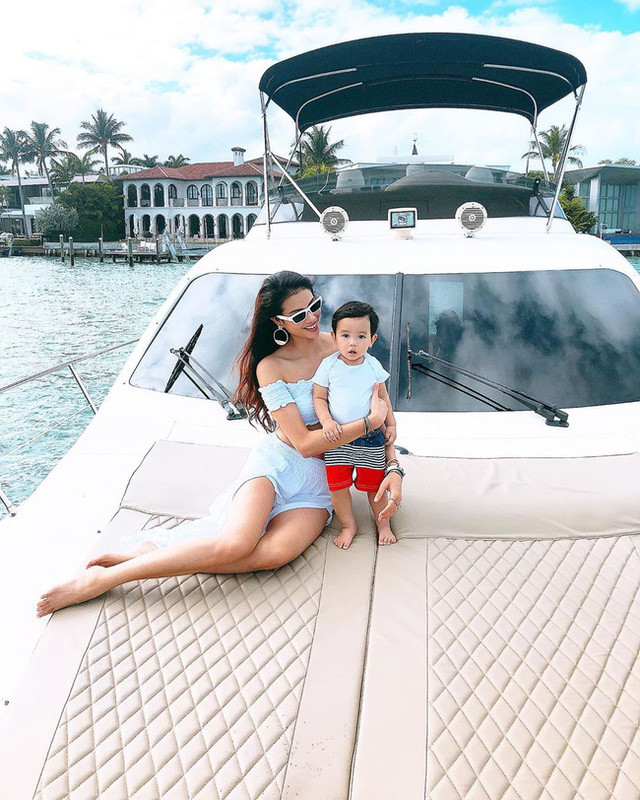 Pham Huong khoe kheo cuoc song giau sang chi voi mot chi tiet-Hinh-2