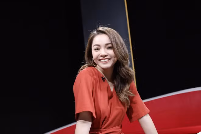 Bắt đầu sự nghiệp từ năm 23 tuổi, cho đến nay Trinh Phạm vẫn chú trọng đầu tư vào chất lượng và hình ảnh của mỗi video. Ngoài ra, phong cách trò chuyện thân thiện và dễ thương của beauty blogger 9X cũng rút ngắn khoảng cách giữa cô và người xem, tạo cảm giác gần gũi, thân quen.