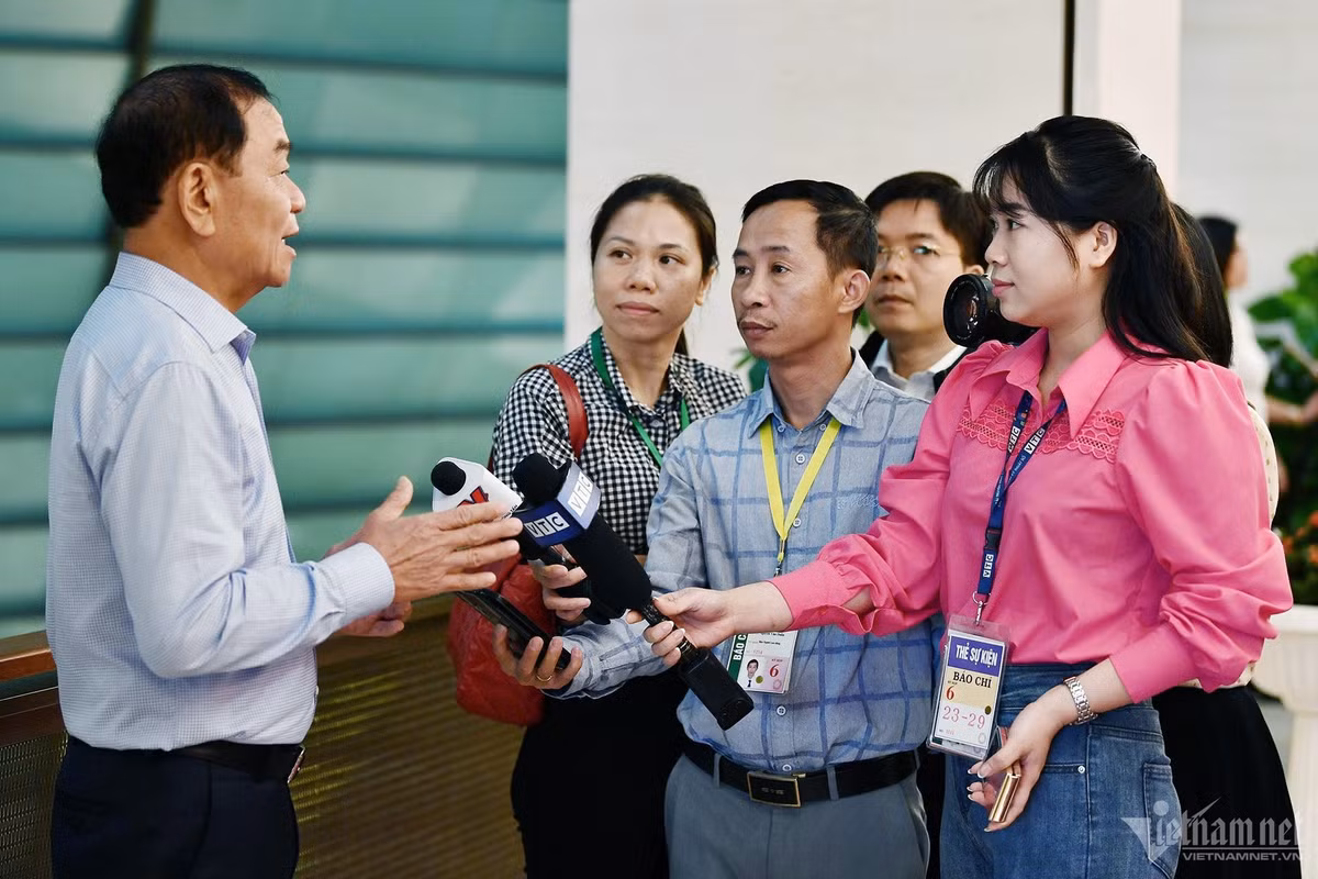 Cải cách có tính đột phá cho báo chí là chấp nhận 2 cơ chế Cai cach co tinh dot pha cho bao chi la chap nhan 2 co che