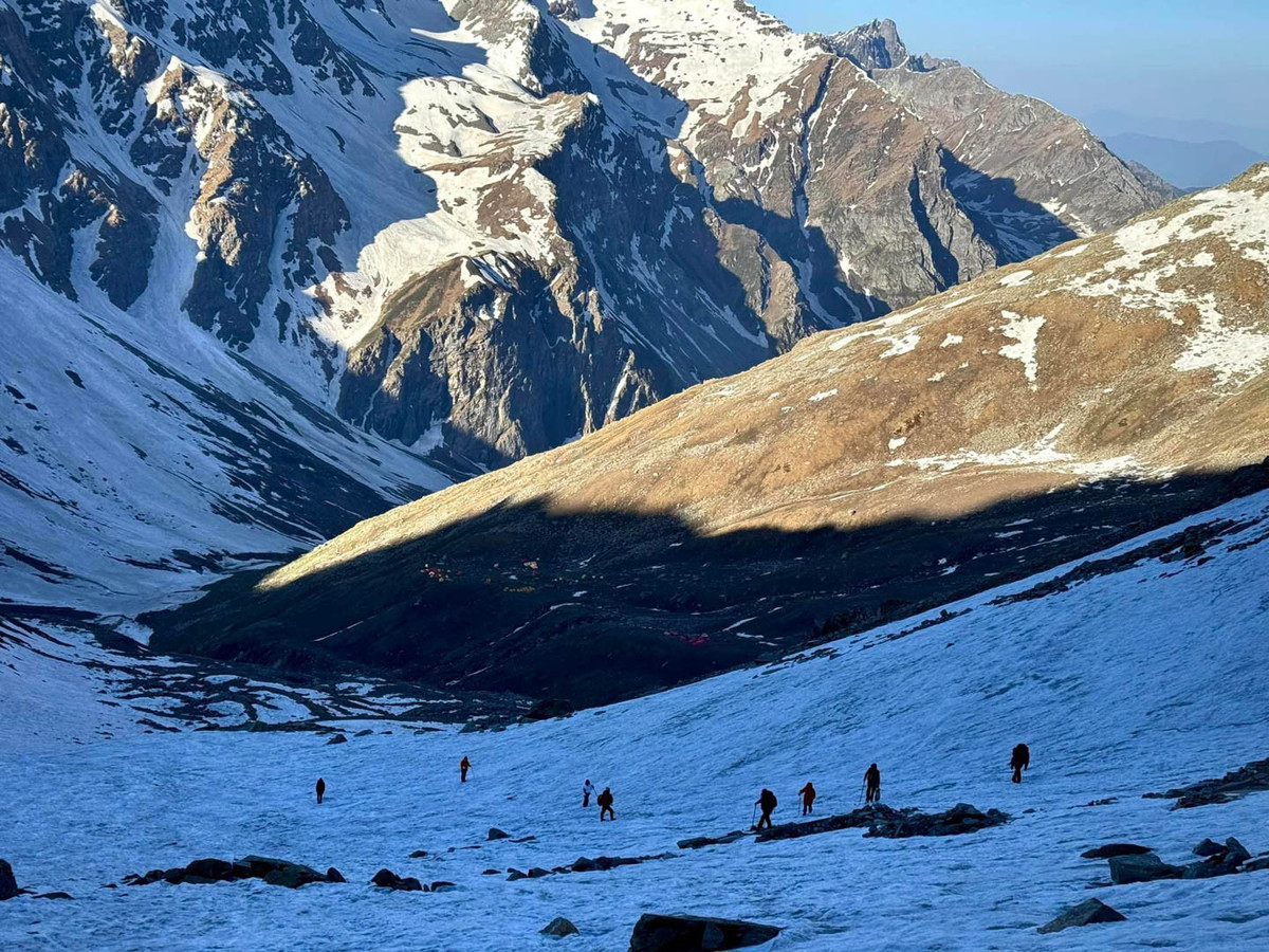Nguoi me Ha Noi dua 2 con leo nui, chinh phuc cac dinh cao-Hinh-12
