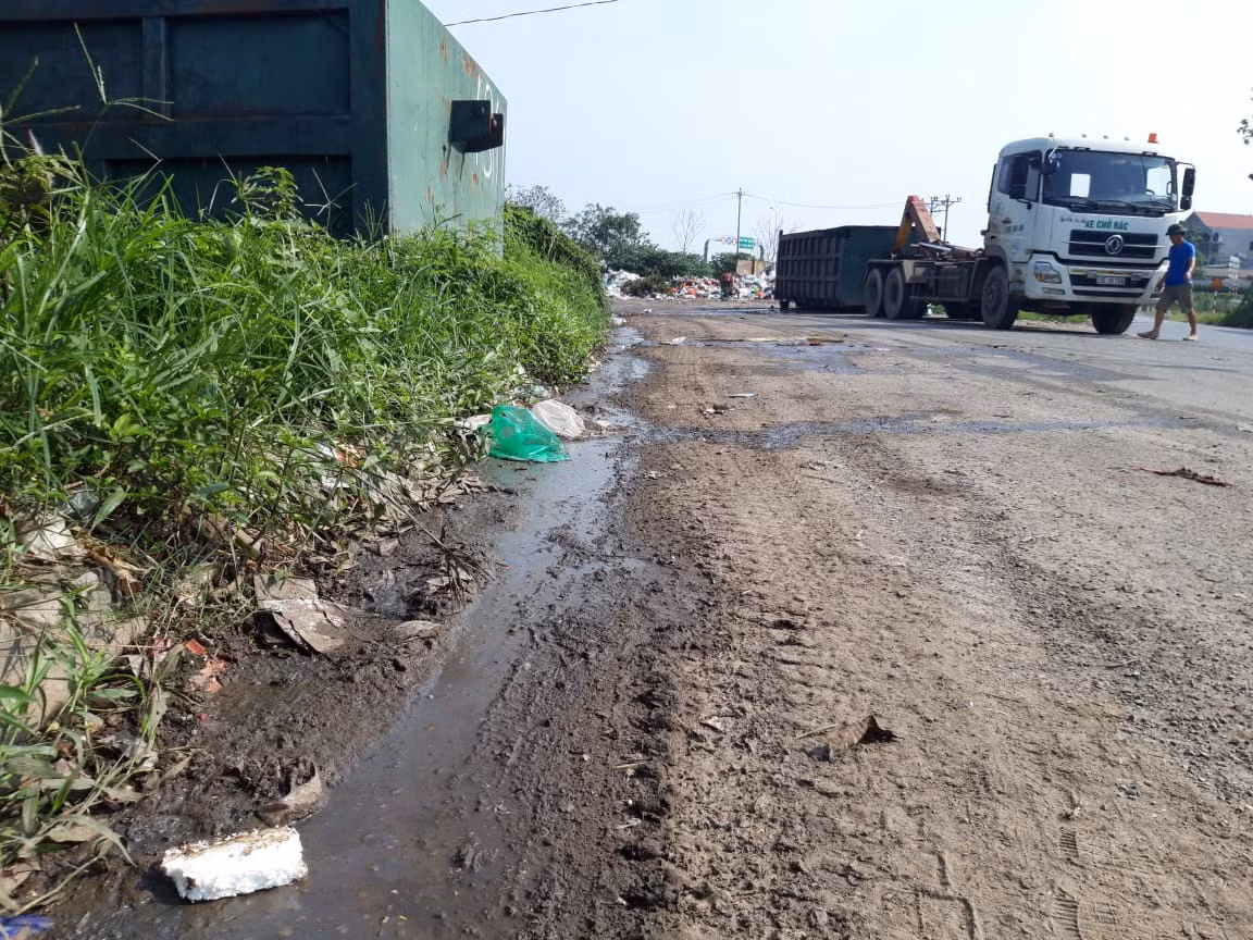 O nhiem do bai rac, nguoi Ha Noi phai bit khau trang khi ngoi trong nha-Hinh-2