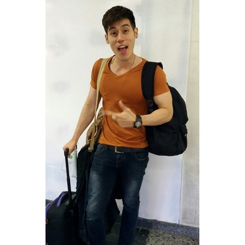 Chàng trai trẻ cho biết anh thà đi làm để kiếm tiền rồi bị chê là kỳ quặc còn hơn là ngồi một chỗ, chờ đợi vận may đến với mình.