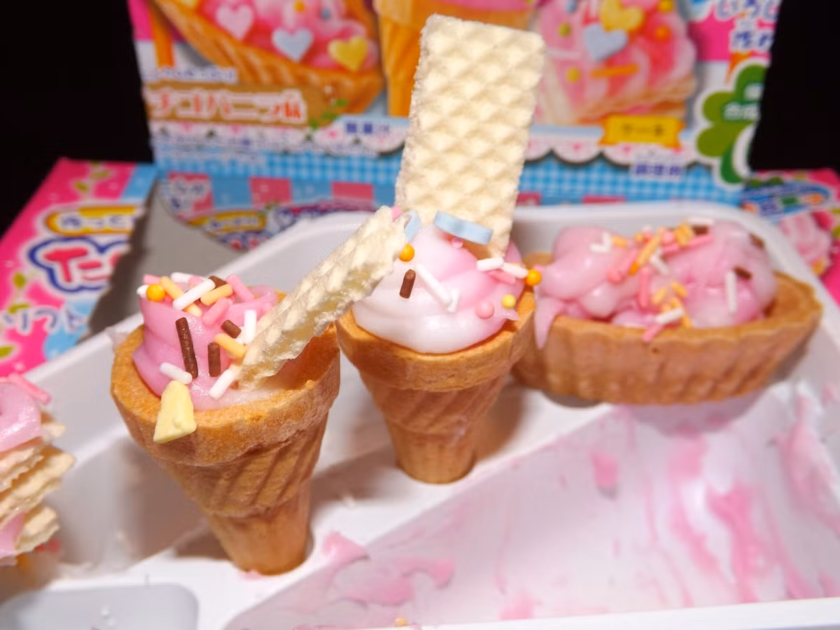 Nhưng trên hết, Popin Cookin chinh phục giới trẻ bằng vẻ đẹp mắt, màu sắc đáng yêu.