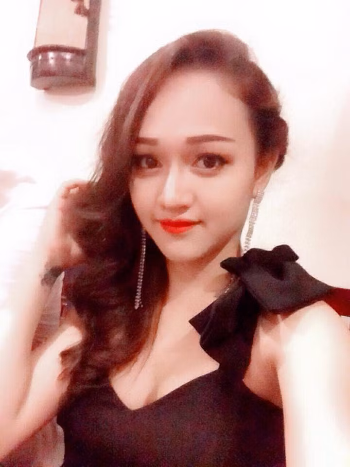 Hiện tại những hình ảnh về cuộc sống của Tô Tường Vy vẫn đang được đem ra mổ xẻ trên mạng xã hội.