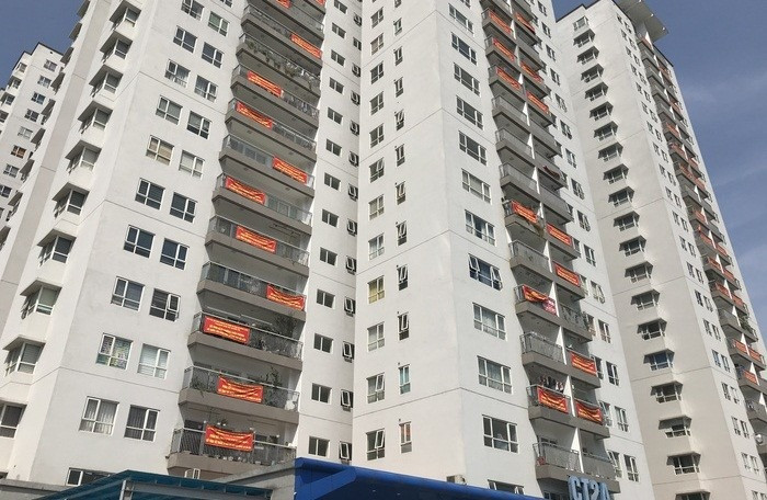 Chung cu xay vuot tang, ngang nhien sai pham: Trach nhiem co quan quan ly o dau?-Hinh-3