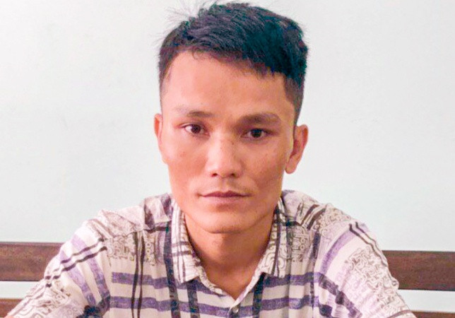 Bat khan cap nghi pham dot 6 oto luc rang sang o Nha Trang