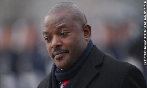 Ông lên làm Tổng thống Burundi từ năm 2005 và dự kiến nhiệm kỳ sẽ kết thúc vào tháng 8/2020. Được biết, thời gian qua, ông Nkurunziza đã bị các đối thủ trong đảng cầm quyền CNDD-FDD buộc phải phải từ bỏ quyền lực sau 15 năm cai trị đất nước. Ảnh: CNN.