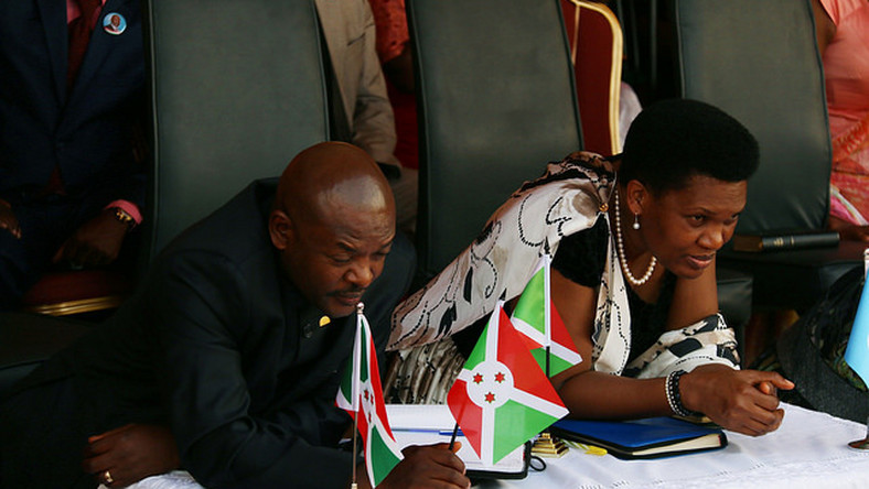 Phóng viên Al Jazeera cho biết thêm, gần 2 tuần trước, Đệ nhất phu nhân Burundi Denise Nkurunziza đã đến Nairobi (Kenya) để chữa bệnh. Tình trạng sức khỏe của bà Nkurunziza không được công bố, song báo chí địa phương đưa tin bà đã mắc COVID-19. Ảnh: Pulse.