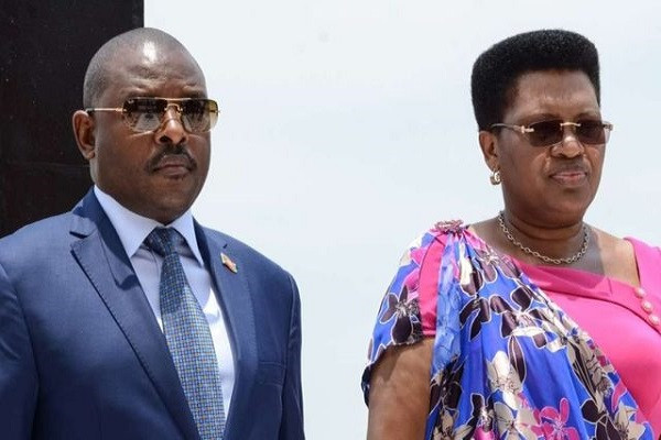 Về đời tư, ông Nkurunziza kết hôn với bà Denise Bucumi vào năm 1994. Họ có 6 người con. Ảnh: PD. Mời độc giả xem thêm video: WHO chính thức đặt tên cho virus corona mới là SARS-CoV-2 (Nguồn video: VTC1)