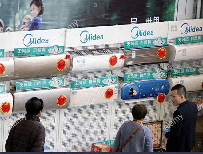 Một bước đột phá khác của Midea là vào năm 1988, công ty được cấp phép xuất khẩu máy điều hòa, đạt doanh số ấn tượng 120 triệu nhân dân tệ trong năm đó.