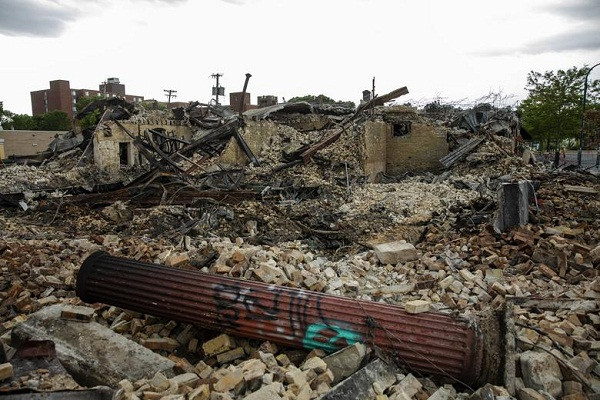 Các cuộc biểu tình quy mô lớn đòi công lý cho George Floyd diễn ra sau đó và vẫn chưa có dấu hiệu "hạ nhiệt".