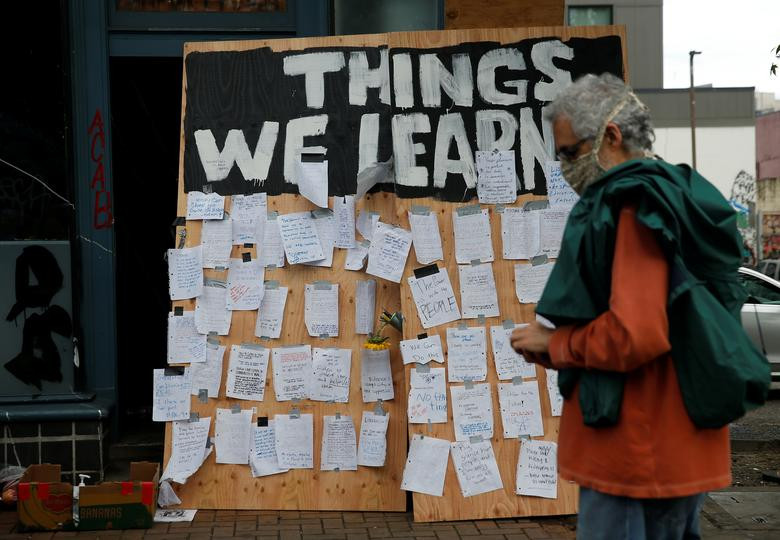 Tuy nhiên, "khu tự trị" này cũng đối mặt với nhiều thách thức, bởi đụng độ có thể xảy ra giữa những người ủng hộ "khu tự trị" và người phản đối.