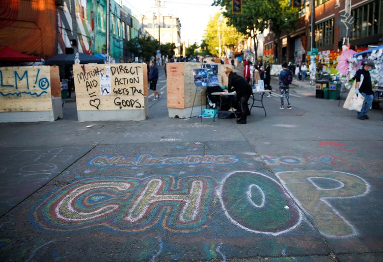 Đội an ninh tình nguyện trong "khu tự trị" giữa lòng nước Mỹ từng xử lý nhiều sự cố như lao xe vào đám đông, xoa dịu các xung đột, ngăn tình trạng cướp phá cửa hàng cũng như xử lý các sự cố liên quan tới sức khỏe tâm thần,...