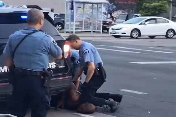 Canh sat Minneapolis ghi co khien 44 nguoi bat tinh trong 5 nam