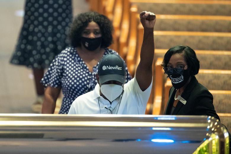 Nhin lai cuoc bieu tinh rung chuyen nuoc My mot thang qua-Hinh-9