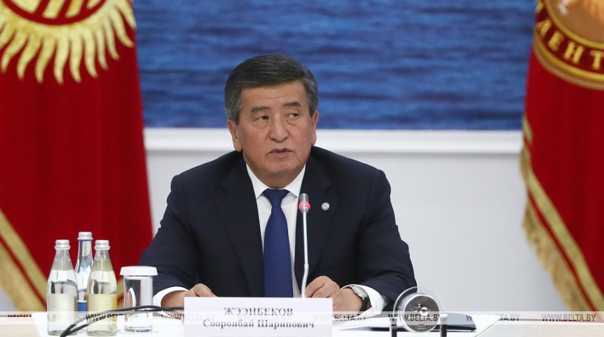 Năm 2010, ông nắm giữ chức vụ Thống đốc của khu vực Osh, và năm 2015, ông được bổ nhiệm làm Giám đốc Vụ Cán bộ Nhà nước. Tháng 3/2016, ông là Phó chủ nhiệm thứ nhất của Văn phòng Tổng thống, trước khi đảm nhiệm chức vụ Thủ tướng Kyrgyzstan. Ảnh: Belta.