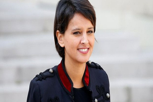 Trước đó, bà Najat Vallaud-Belkacem từng đảm nhận nhiều chức vụ quan trọng khác trong bộ máy chính quyền Pháp. Cụ thể, trong khoảng thời gian từ tháng 5/2012 đến tháng 8/2014, bà giữ chức Bộ trưởng Bộ Nữ quyền Pháp. Ảnh: Reuters.