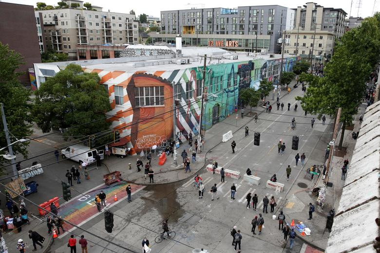 Thị trưởng Seattle Jenny Durkan khẳng định hành động của người biểu tình không phải "khủng bố" mà là "yêu nước". 