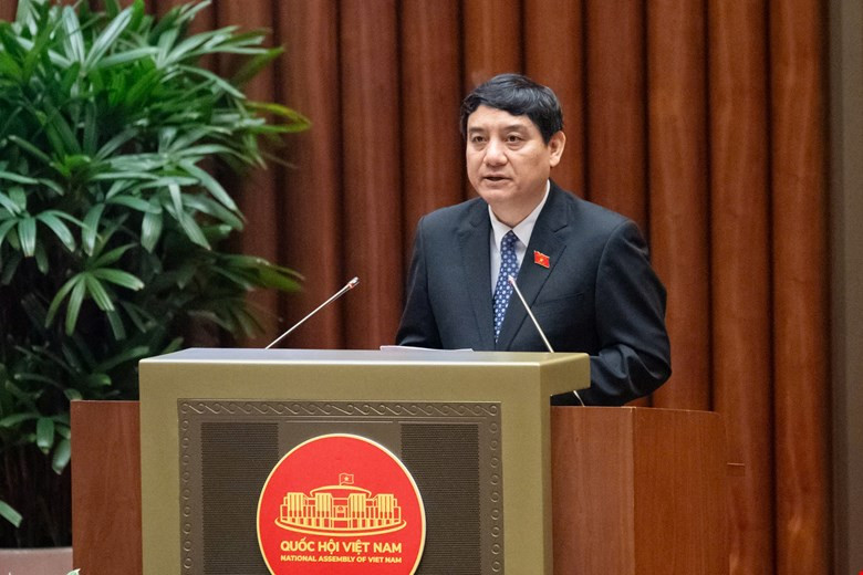 Kien nghi khong cong khai thong tin sai pham cua nha giao