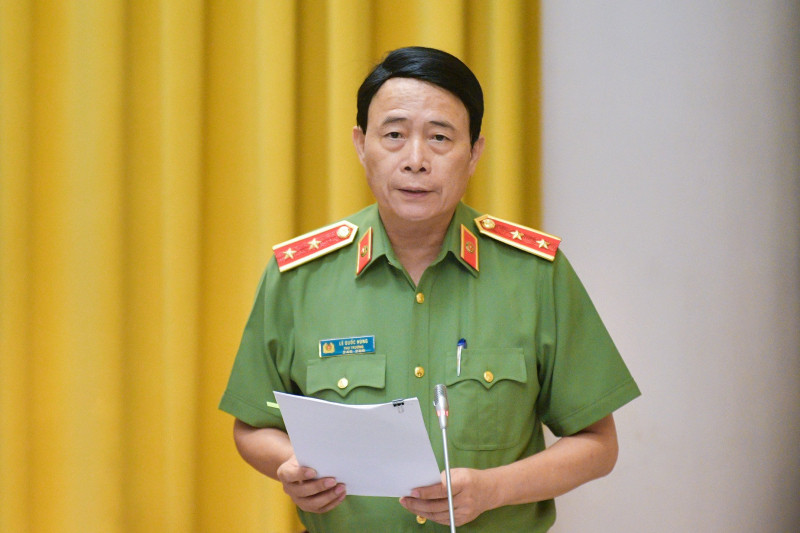 Thứ trưởng Bộ Công an Lê Quốc Hùng.