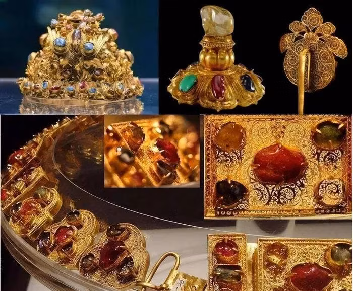 Lương Trang Vương là con thứ 9 của Minh Nhân Tông và không có con trai, vì vậy các chuyên gia tin rằng hầu hết tài sản của ông đã được chôn cất trong ngôi mộ này.