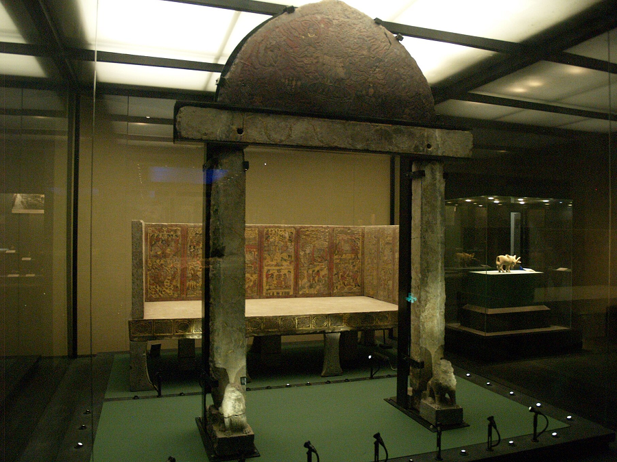 Người Sogdian di cư từ Trung Á đến vùng tây bắc Trung Quốc vào thời nhà Hán, và hậu thế của họ quyết định chôn cất xương cốt tại Trung Quốc.