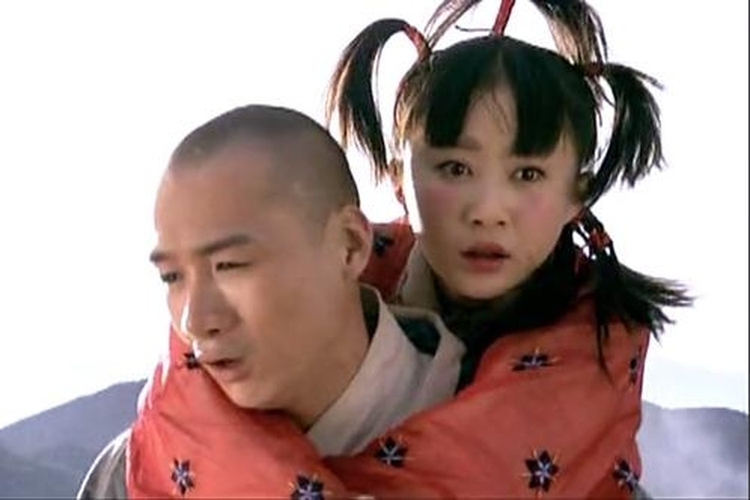 Cách hóa giải Sinh Tử Phù cực kỳ khó khăn và chỉ có hai người trong võ lâm mới có khả năng thực hiện. Đó là Thiên Sơn Đồng Lão, người sáng tạo ra ám khí này và Hư Trúc, một hòa thượng ở chùa Thiếu Lâm.