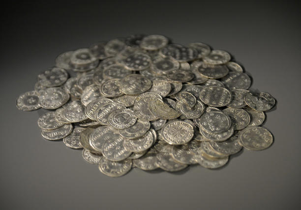 Nhà khảo cổ hy vọng sẽ tìm thấy thêm các khu chôn cất và nhà của những người chủ thời Viking để cung cấp thêm thông tin về lịch sử của họ.