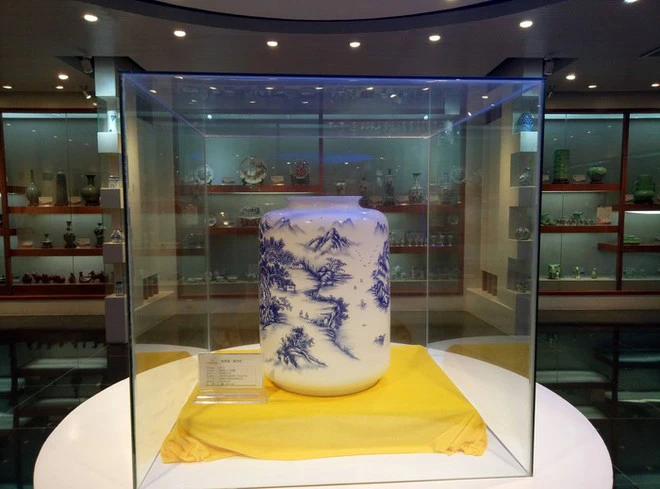 Các chuyên gia đã ước tính tổng giá trị của các "kho bảo vật" này là không dưới 10 tỷ NDT (khoảng hơn 32.000 tỷ đồng). Số lượng đồ sứ Thanh Hoa trên thế giới chưa đến 300, nhưng các chuyên gia đã khai quật được 19 chiếc cùng một lúc, là con số kỷ lục.