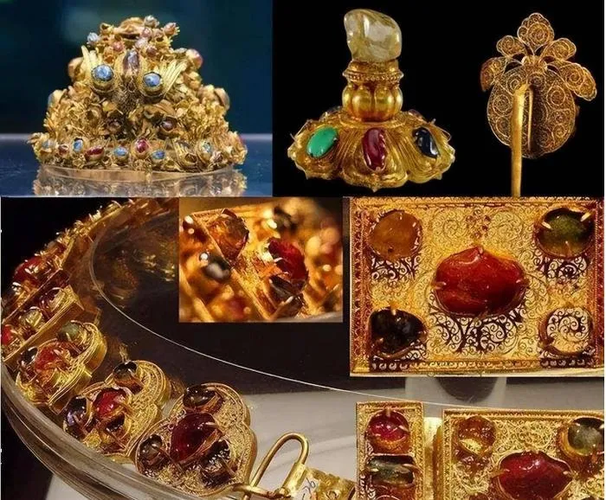 Sự ngạc nhiên của các chuyên gia tăng lên khi họ tìm thấy văn bia trong ngôi mộ, xác nhận rằng đây là lăng mộ của Lương Trang Vương Chu Chiêm Vỹ - một vị hoàng tử thuộc triều đại nhà Minh cùng với vợ của ông. Lương Trang Vương là người con thứ 9 của Minh Nhân Tông, hoàng đế thứ tư của nhà Minh.