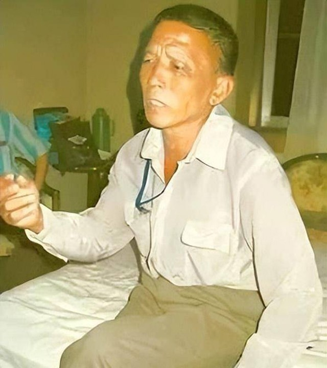 Người đàn ông tên là Hoàng Yến Thu, một nông dân Trung Quốc, đã khiến dư luận xôn xao khi kể về việc ông đã 3 lần đi chơi với người ngoài hành tinh.