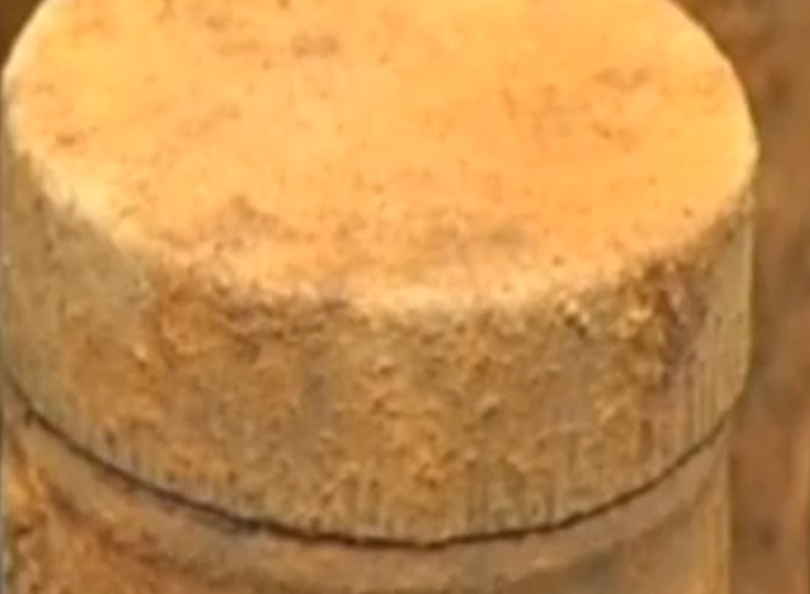 Đây được coi là cơ hội hiếm thấy trong đời và cặp vợ chồng đã quyết định giữ kín danh tính để tránh sự quan tâm của những người tìm kiếm vàng.