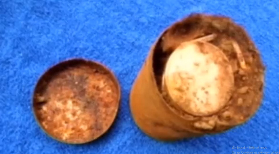 Họ cho biết số tiền thu được từ việc bán vàng sẽ được sử dụng để trả nợ và quyên góp từ thiện.