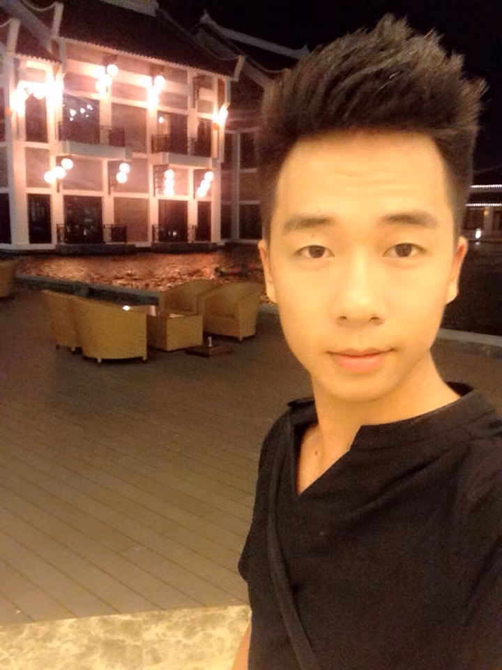 Chia sẻ về nghề này của Dương Hoài Nam được chứng minh là có cơ sở từ chính những phản hồi trên mạng về màn biểu diễn ngồi trên nóc ô tô đọc báo mới đây của anh chàng này. Ngoài những người tỏ ra ngạc nhiên, thích thú, cũng có không ít người cố gắng tỏ ra tài giỏi và am hiểu, lên mạng tìm cách "bóc mẽ" màn biểu diễn của Hoài Nam.