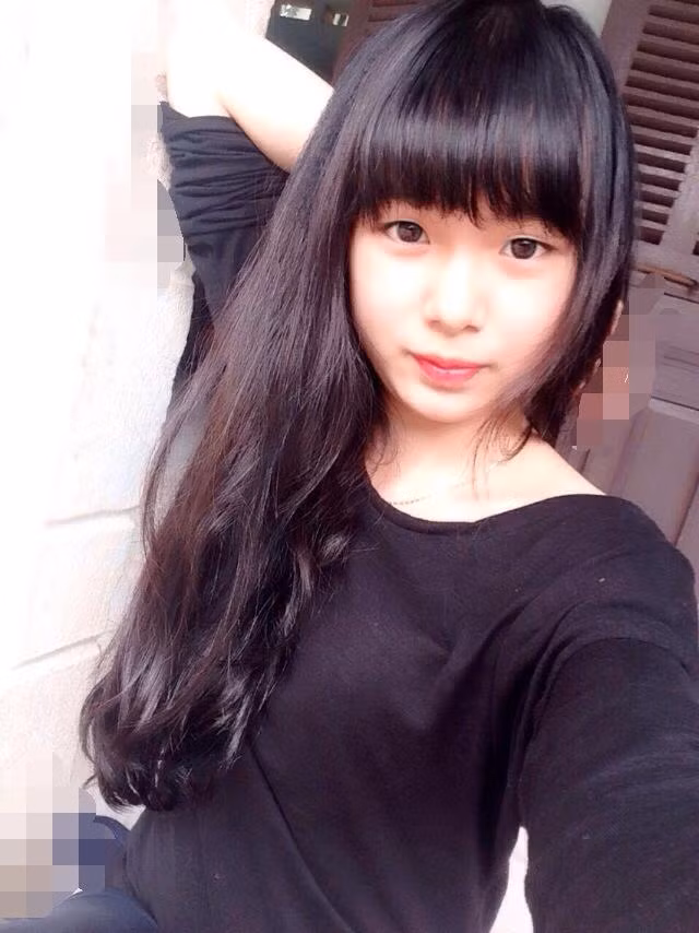 Cô bạn xinh đẹp, học giỏi thích được phát huy những gì thuộc về chính mình một cách thích hợp nhất. Tuy vậy, Thảo Ly cũng không phủ nhận sự mến mộ của mình với Hoa hậu Kỳ Duyên, người kém cô 1 tuổi nhưng đã rất xinh đẹp và có lối ứng xử rất thông minh.