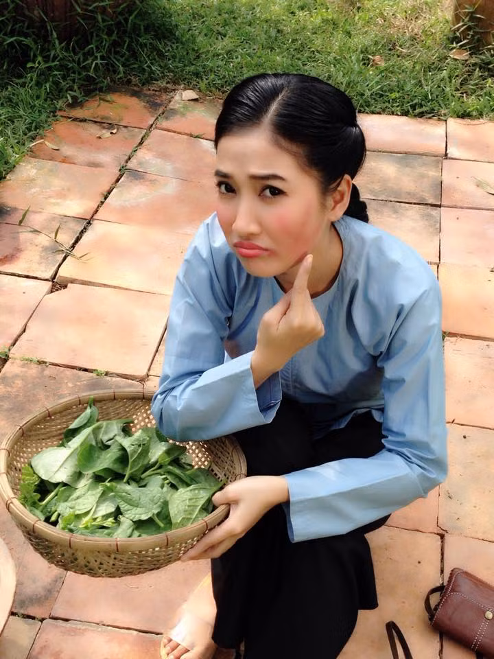 Hot girl U30 tre dep dien canh giat do gay sot mang-Hinh-7