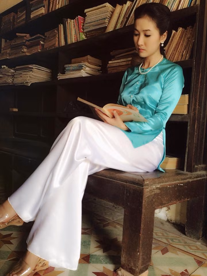 Hot girl U30 tre dep dien canh giat do gay sot mang-Hinh-3