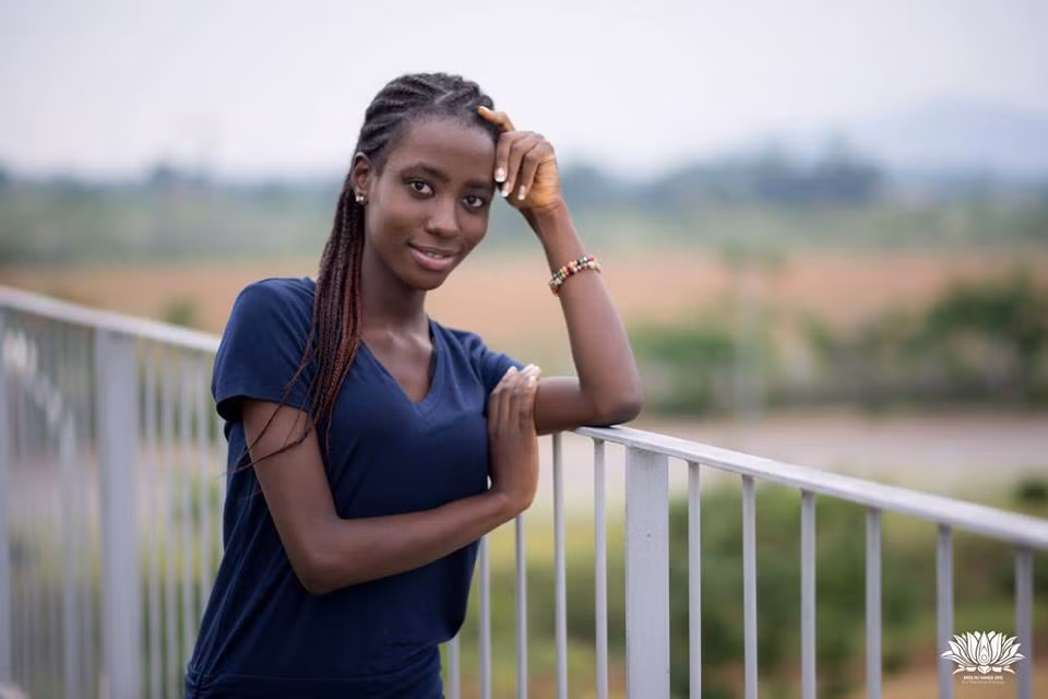 Điều dễ dàng nhận thấy ngay ở Gyimah là màu da và quốc tịch của cô. Là người Ghana, đang sinh sống và học tập tại Việt Nam, Gyimah hòa nhập tốt, có nhiều bạn bè, cô đã thể hiện sự tự tin của mình bằng việc đăng ký tham dự Miss FU 2015 và đi đến vòng chung kết.