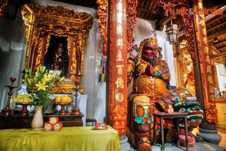 Vào năm 2008, chùa - quán Huyền Thiên đã được xếp hạng Di tích kiến trúc nghệ thuật cấp quốc gia của Việt Nam.