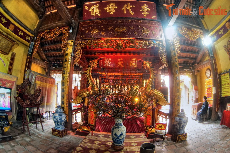 Ngày nay đình Yên Thái là một ngôi đình cổ có quy mô khá lớn trong khu phố cổ Hà Nội. Công trình được xây dựng kiểu chữ "Công" (工)với 3 gian tiền tế, một gian ngoại cung (ống muống) nối liền với 3 gian hậu cung.