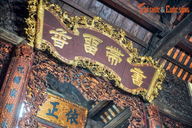 Vào thời thuộc địa, khi người Pháp xây xựng nhà thờ lớn và các công trình liên quan, đền Tiên Thị phải di dời về phía Bắc, chính là vị trí chùa Lý Triều Quốc Sư hiện tại.